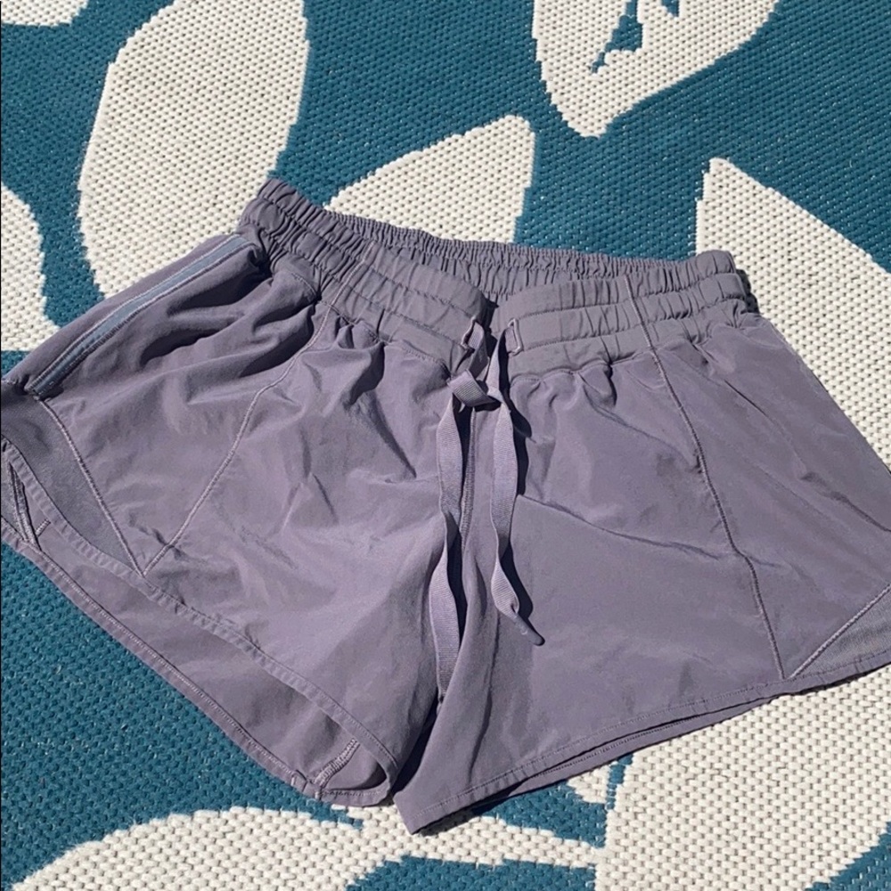Lululemon Hotty Hot Short 4”